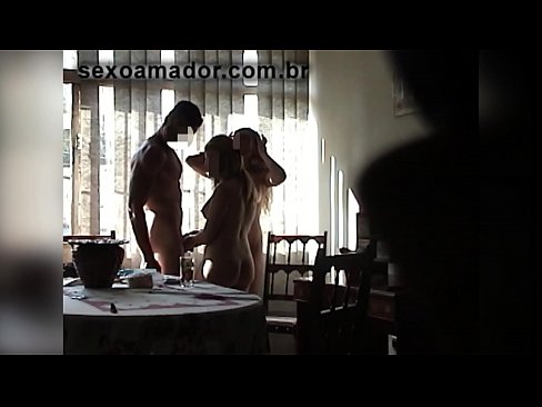 ❤️ Sexvänner bjuder in en gigantisk man och en trekant med honom ❌ Pornvideo at sv.punkbass.ru ❌❤